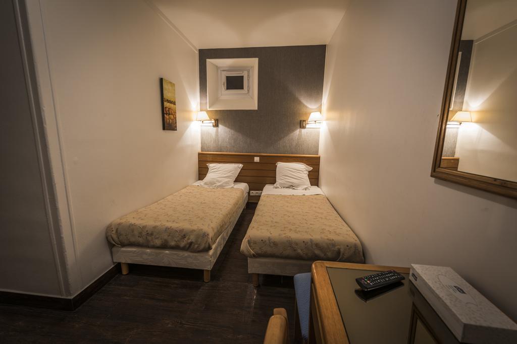 Central Hotel Paris Bilik gambar