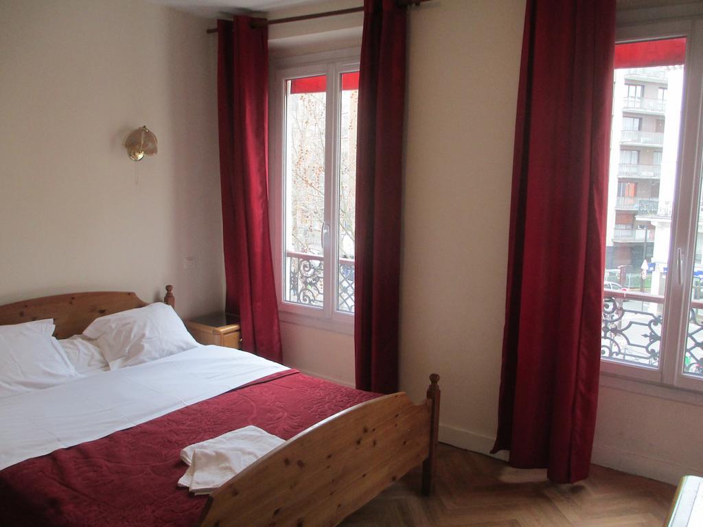 Central Hotel Paris Bilik gambar